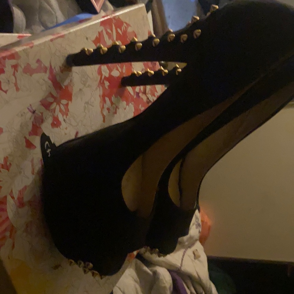 Black heels